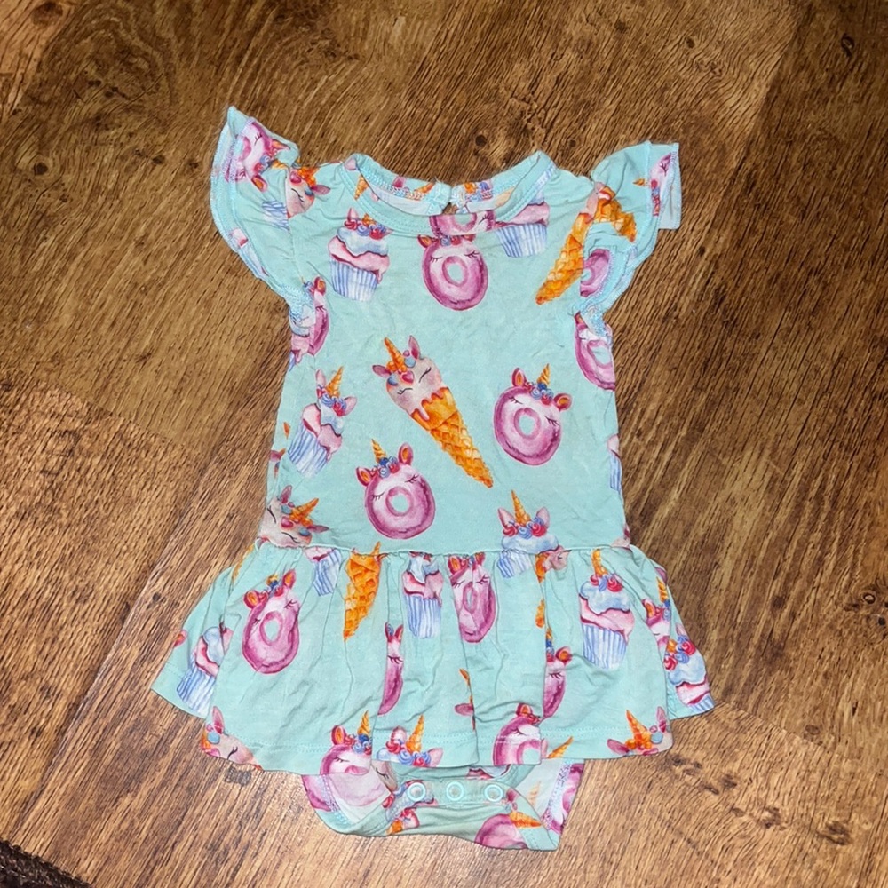 Little bum bum twirl